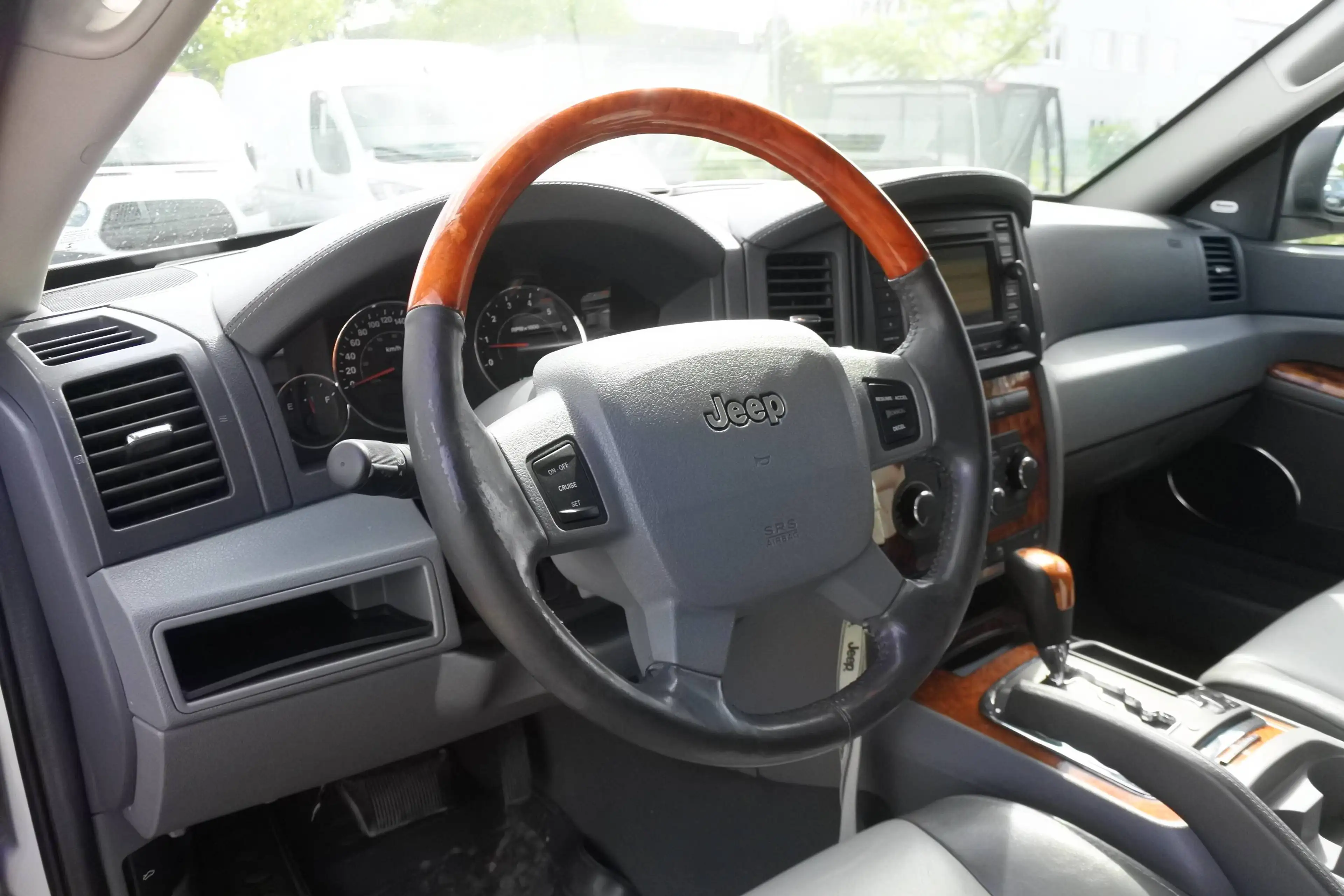 Jeep Grand Cherokee Grand Cherokee 3,0 V6 CRD Limited Limited — photo 8