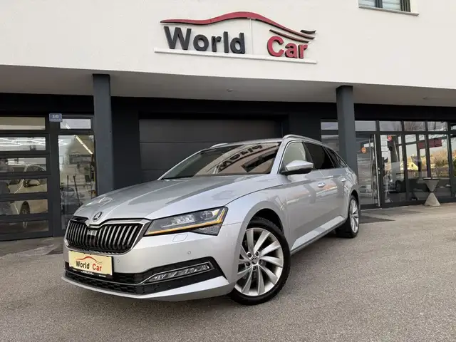 Skoda Superb Kombi 2,0 TDI Style DSG 1.Besitz/Garantie