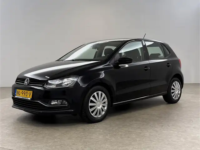 Volkswagen Polo view 5