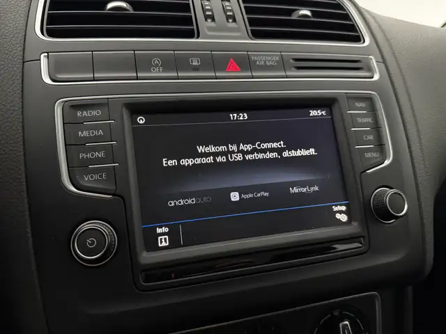 Volkswagen Polo view 17