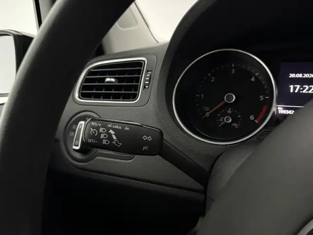 Volkswagen Polo view 20