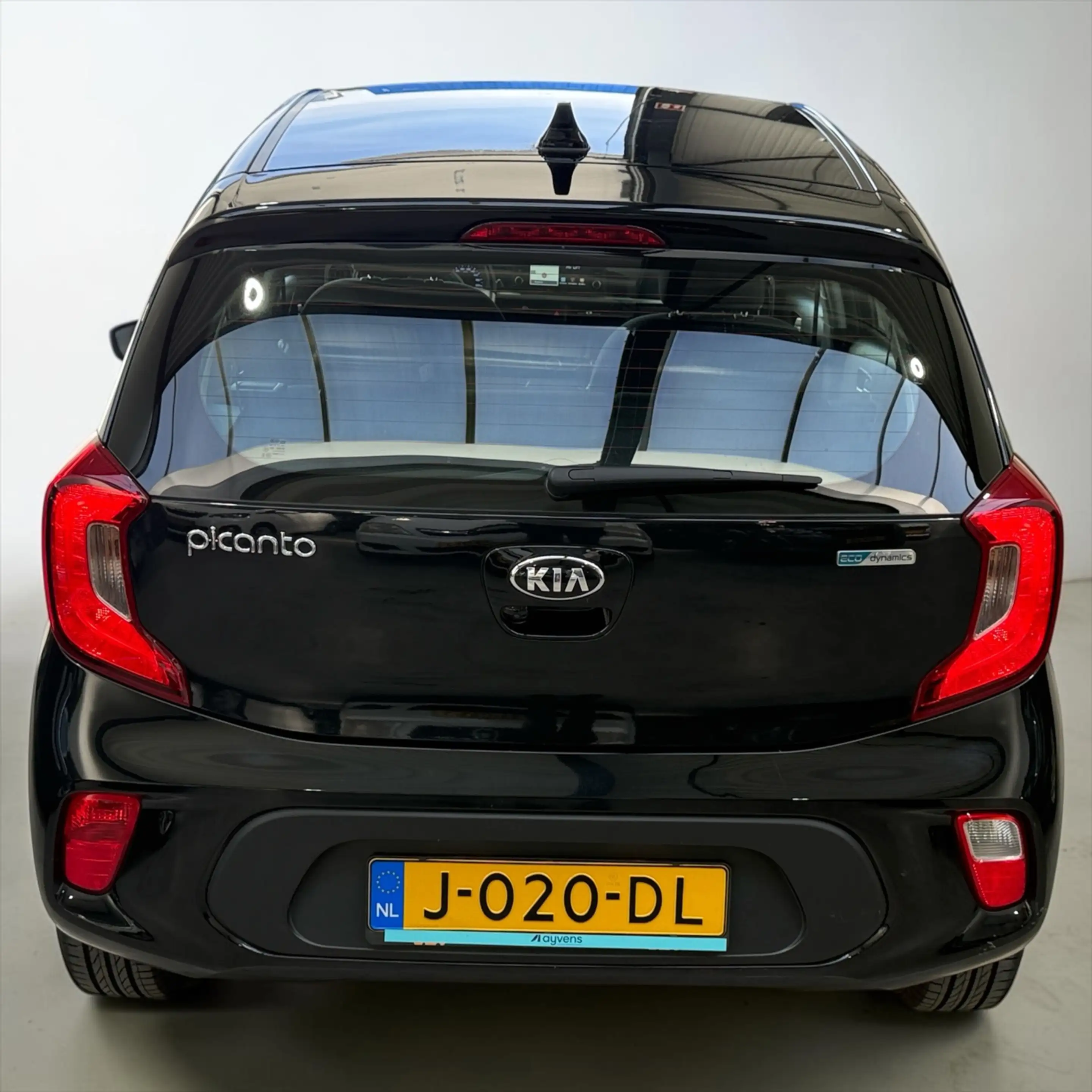 Kia Picanto 1.0 MPi DynamicLine CAM CARPLAY — photo 5