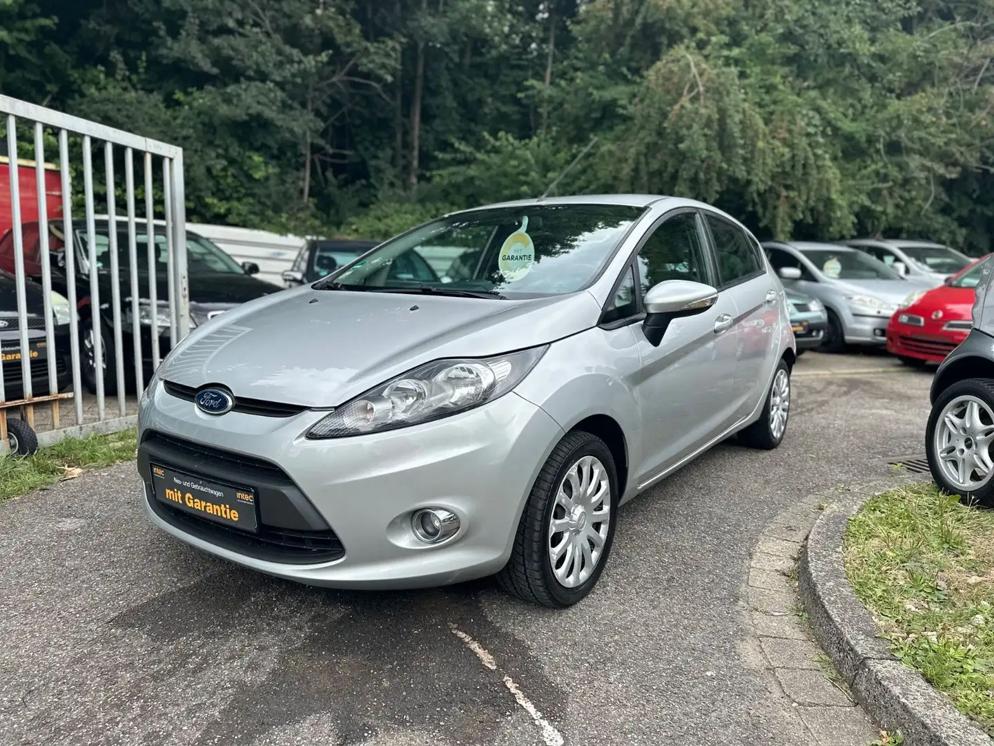 Ford Fiesta Trend*Tüv Neu*Klimaanlage*Top Gepflegt* Plateado - 2