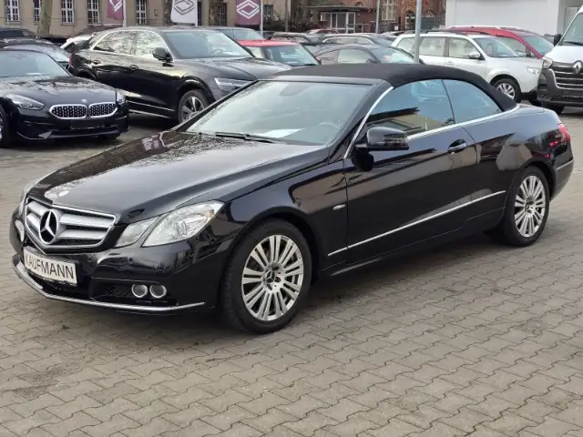 Mercedes-Benz E 200 Cabrio CGI BlueEfficiency 1.Hand