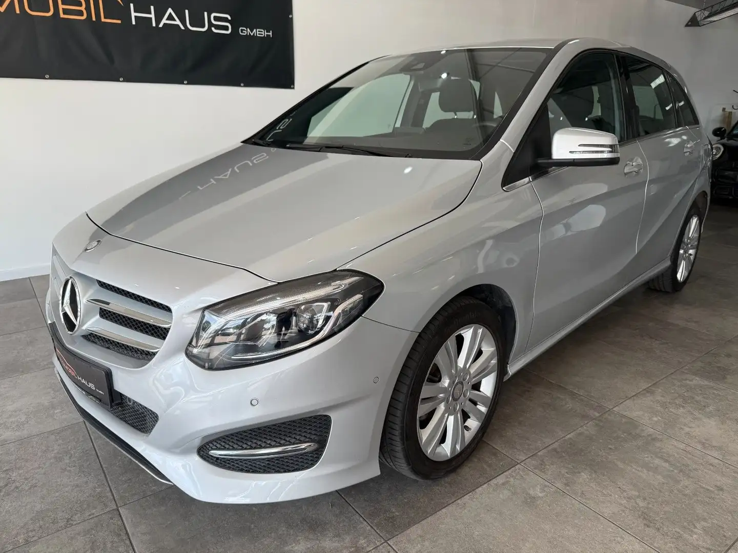 Mercedes-Benz B 180 B180 CDI *MOPF*AUTOMATIK*LED*NAVI*OFFROAD*KLIMA* Silber - 1