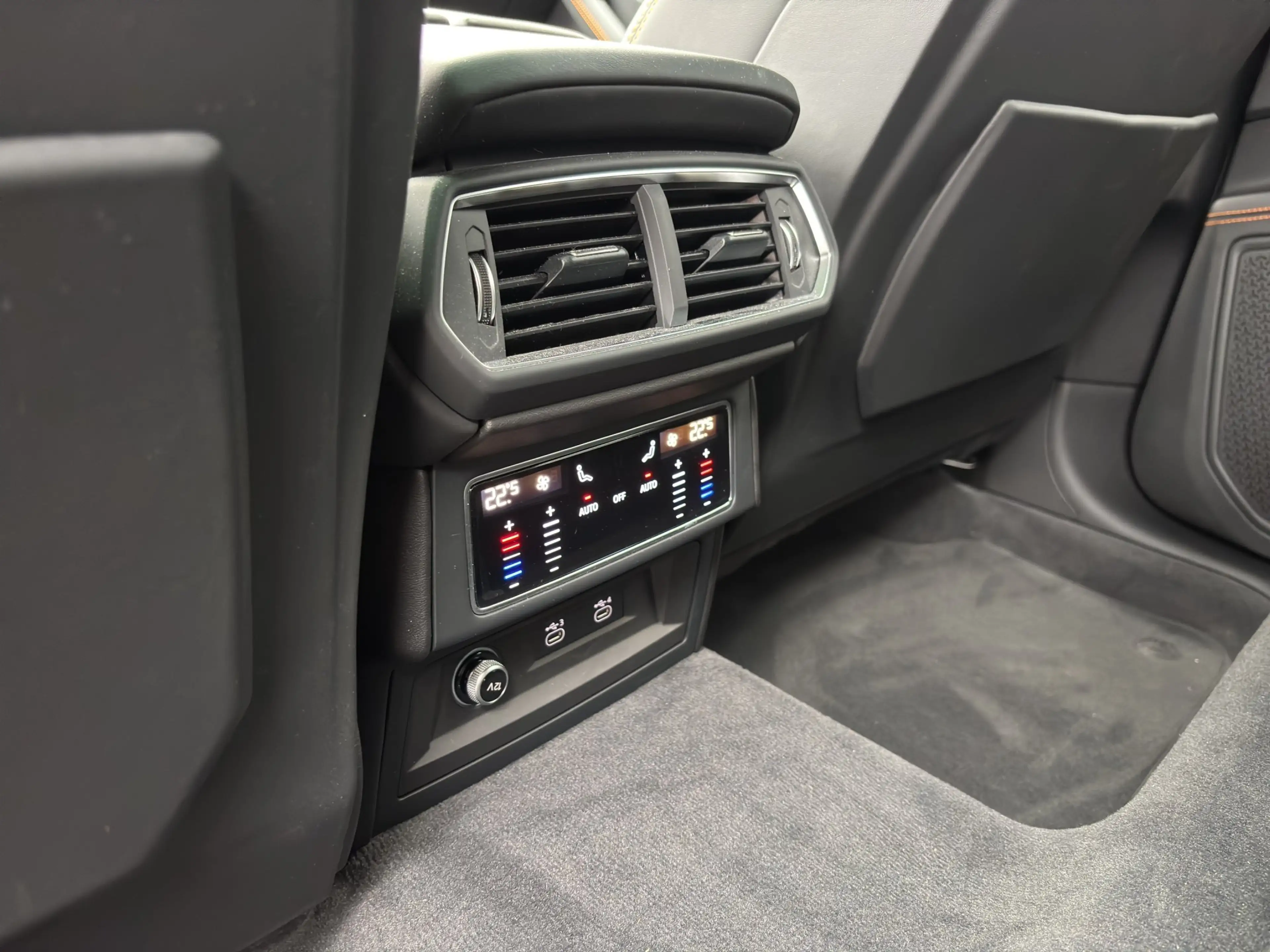 Lamborghini Urus Urus S — photo 9