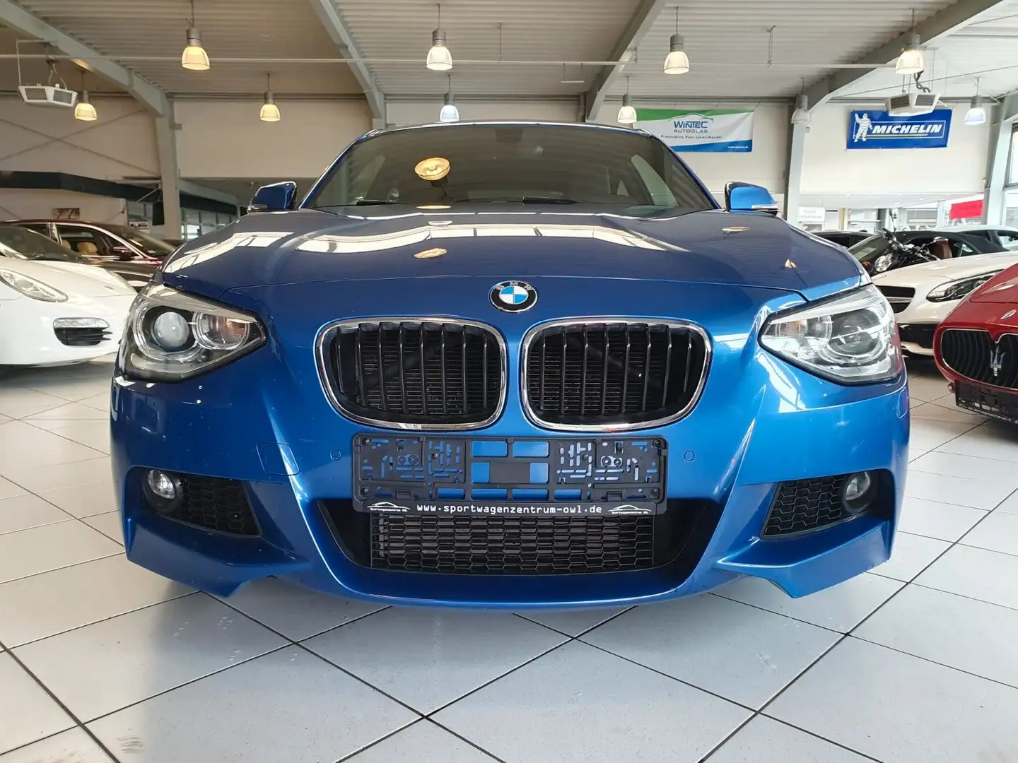 BMW 125 i 3Türer M-Paket*SHZ*ALU*ALCANTARA*TÜVneu Modrá - 2