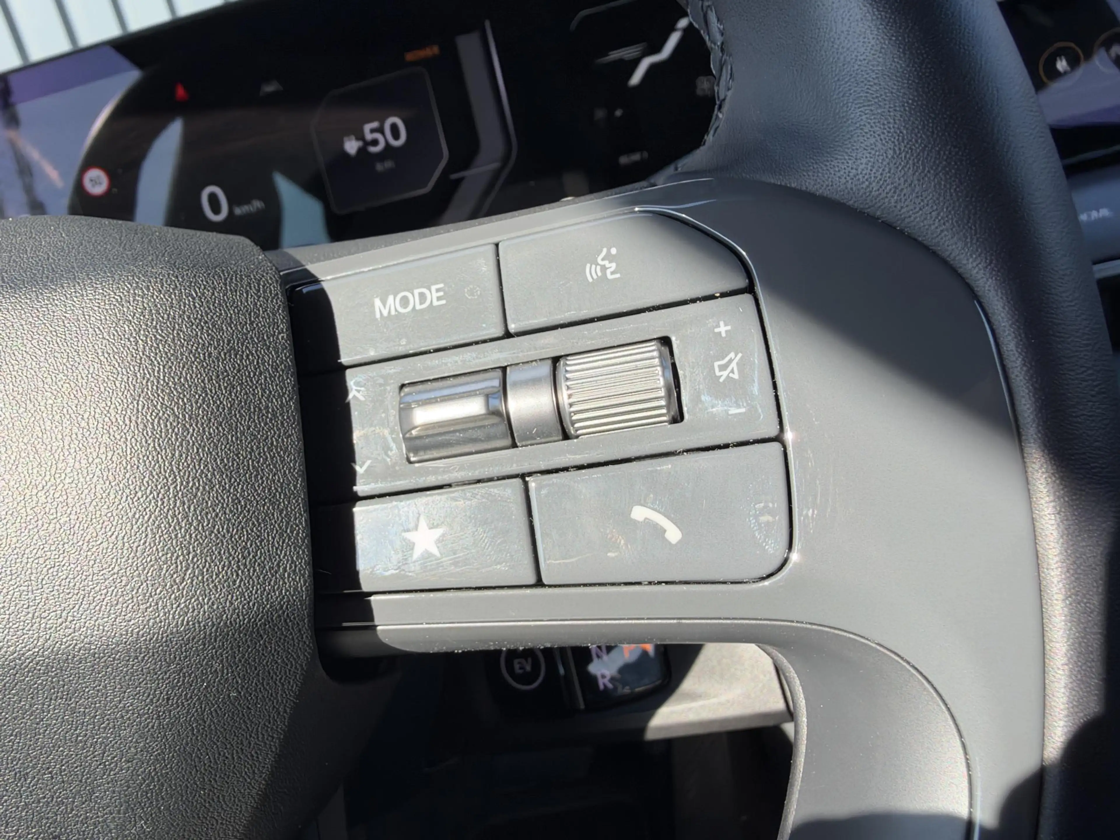 Kia EV9 First Edition 76.1 kWh | Navigatie | Camera | Park — photo 15