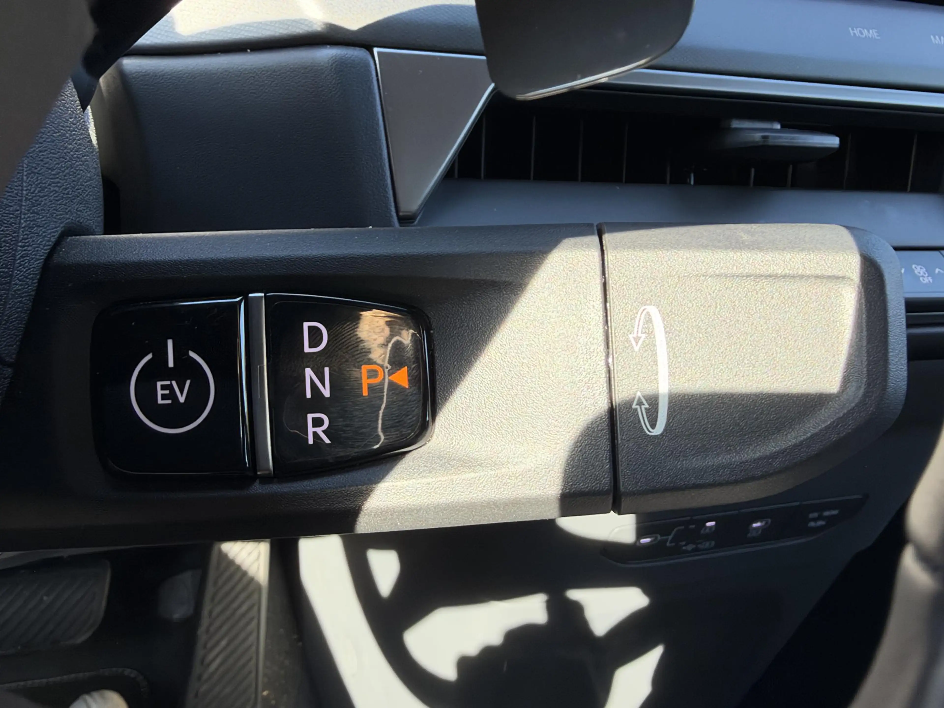 Kia EV9 First Edition 76.1 kWh | Navigatie | Camera | Park — photo 13