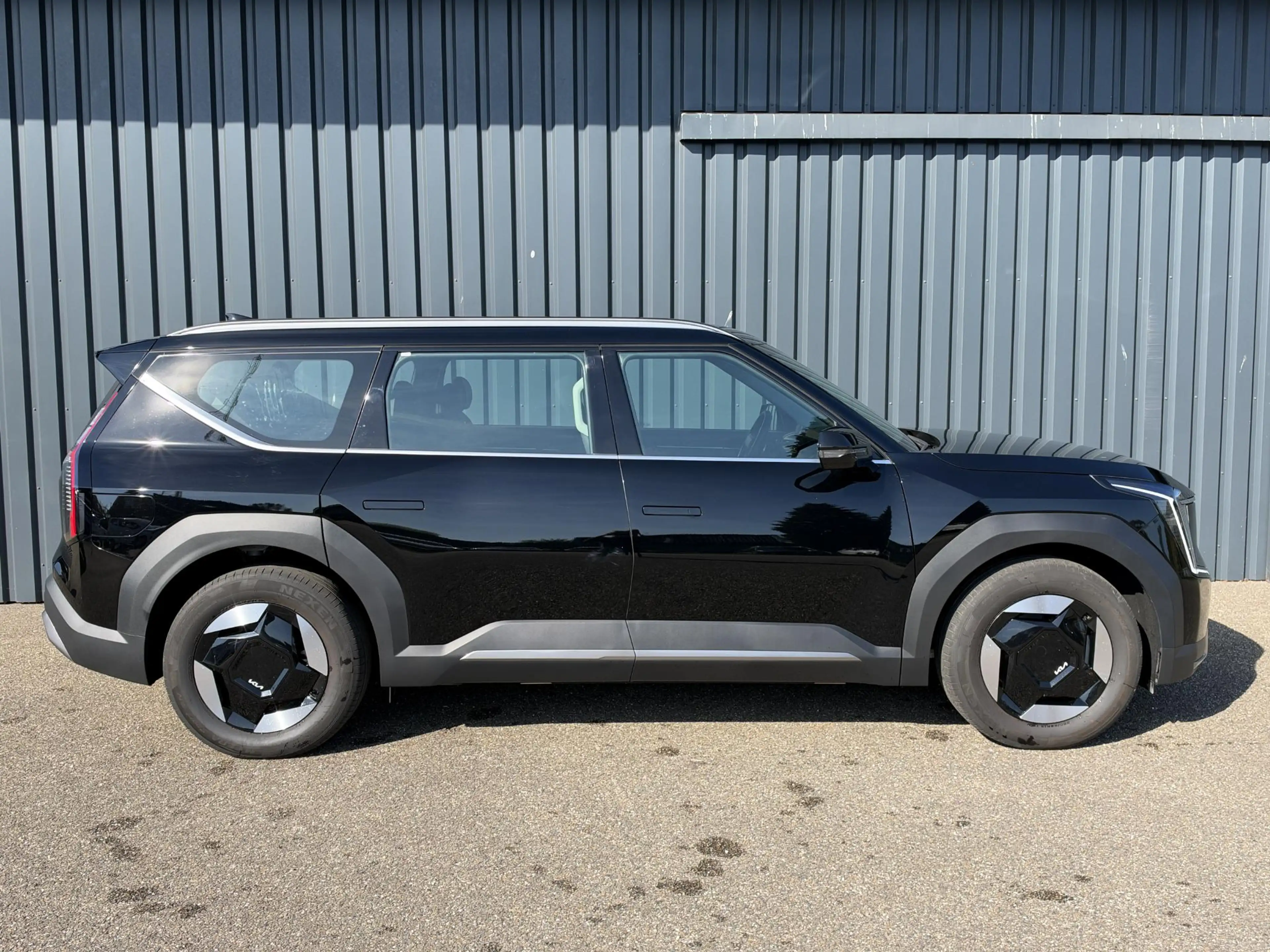 Kia EV9 First Edition 76.1 kWh | Navigatie | Camera | Park — photo 9