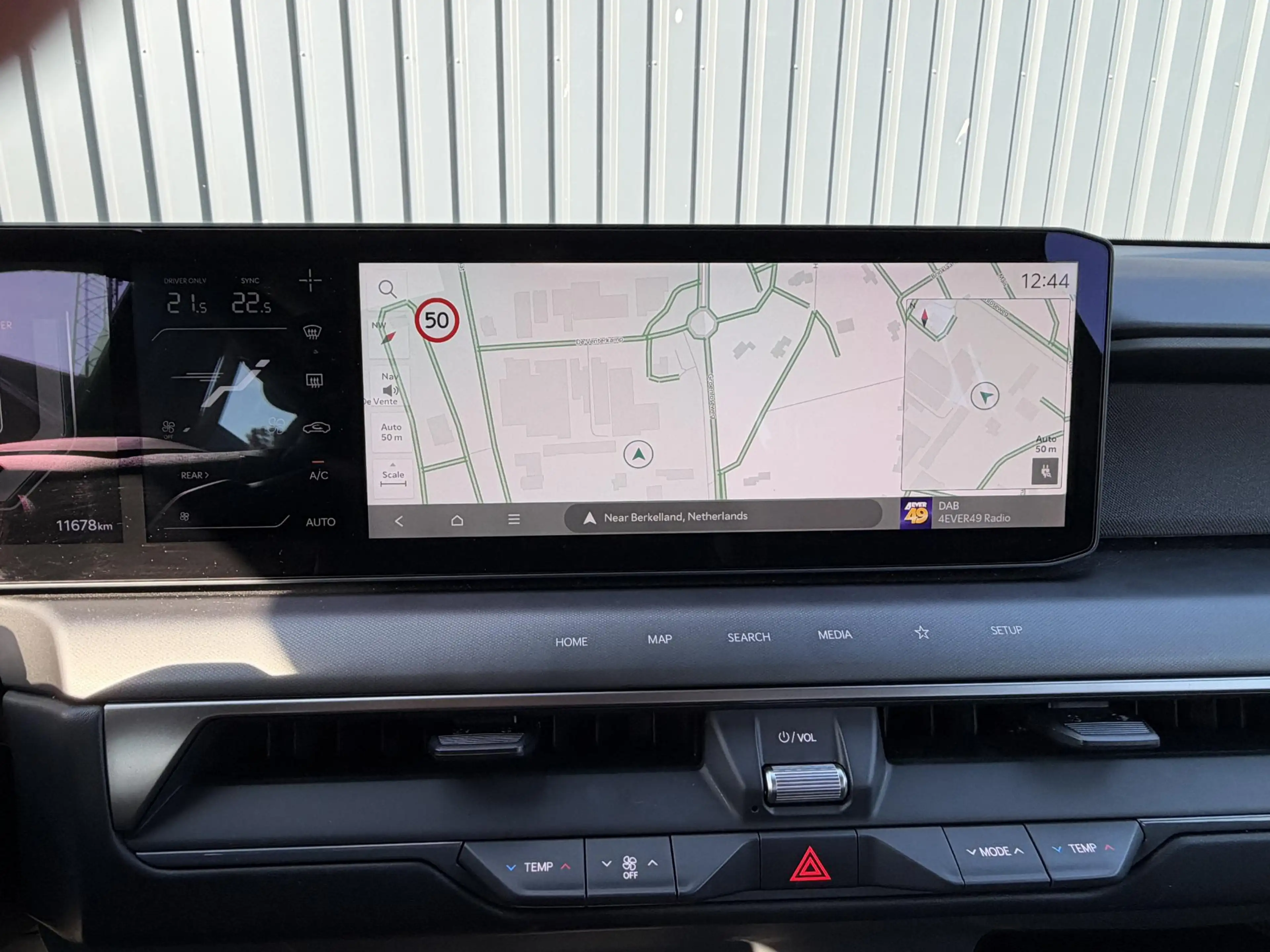 Kia EV9 First Edition 76.1 kWh | Navigatie | Camera | Park — photo 4