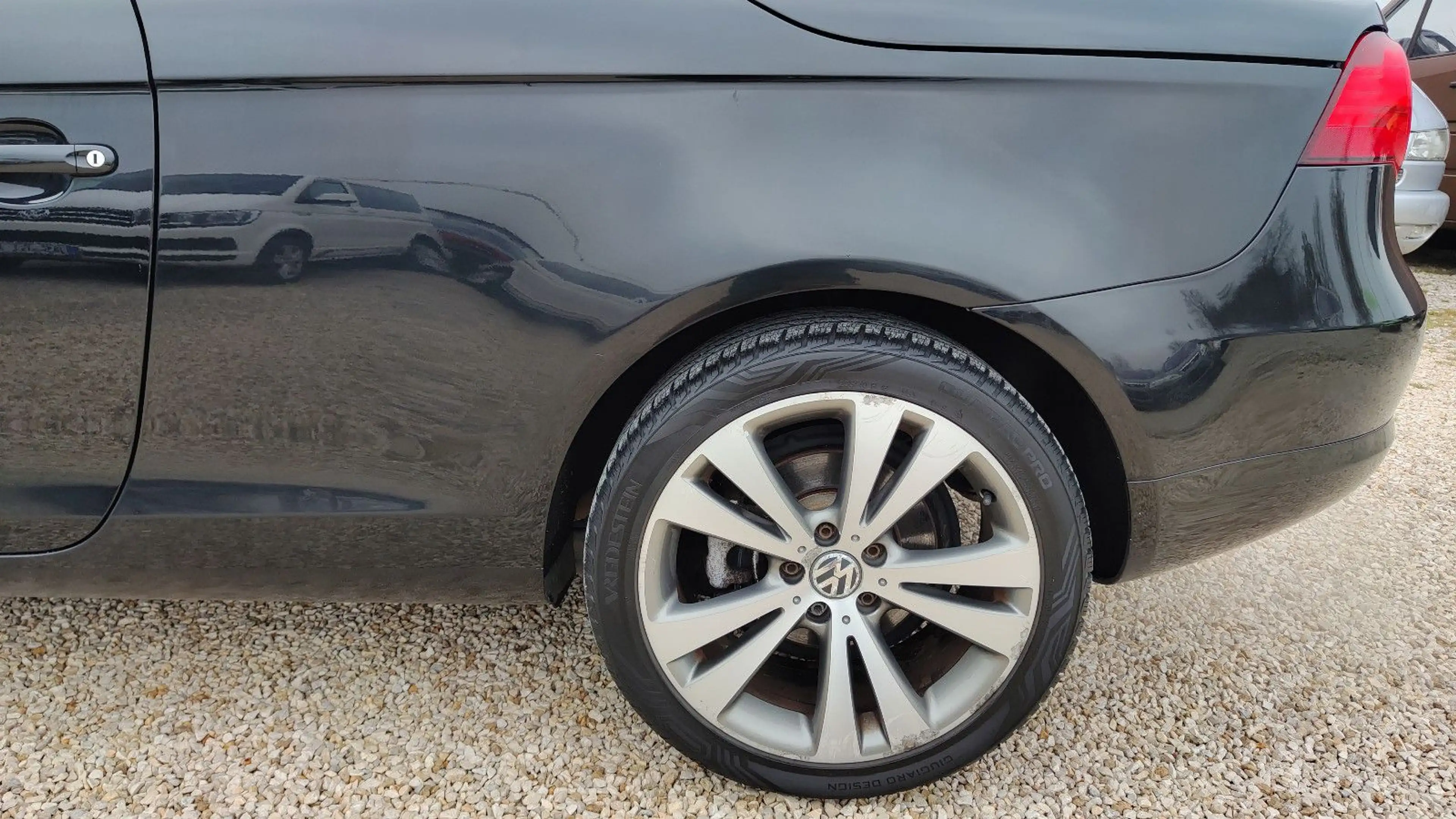Volkswagen Eos 2.0 Turbo Automatik Leder* Xenon*18-Zoll* — photo 8