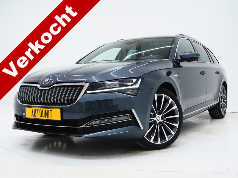 Skoda Superb Combi 1.4 TSI iV Laurin & Klement | Panoramadak |