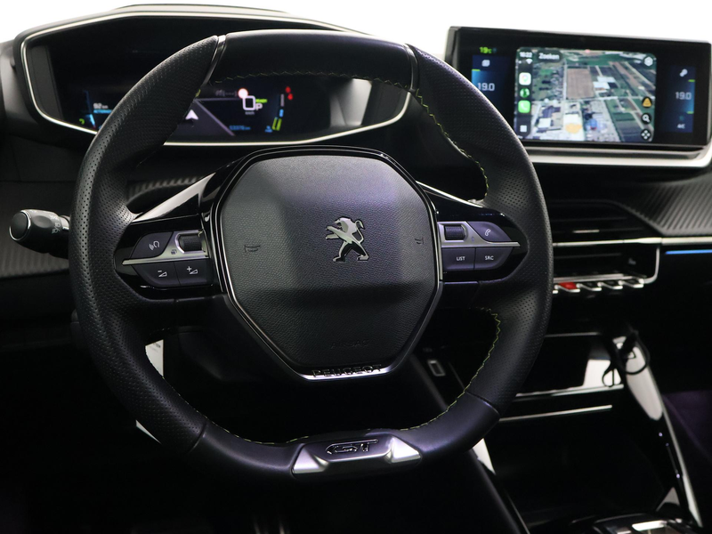 Peugeot e-2008 EV GT 50 kWh 3-FASE + ADAPTIVE CRUISE | PANORAMA | — photo 19