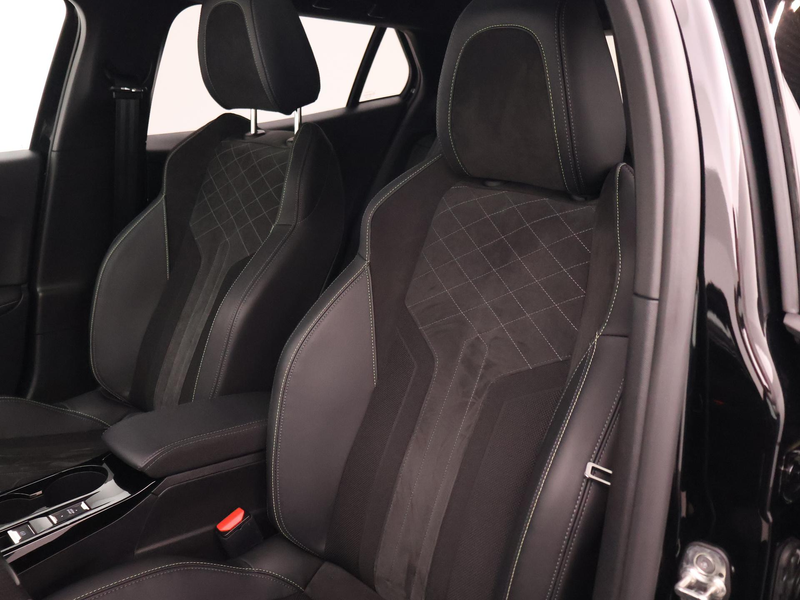 Peugeot e-2008 EV GT 50 kWh 3-FASE + ADAPTIVE CRUISE | PANORAMA | — photo 21
