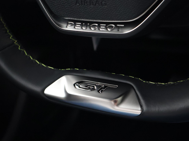 Peugeot e-2008 EV GT 50 kWh 3-FASE + ADAPTIVE CRUISE | PANORAMA | — photo 28