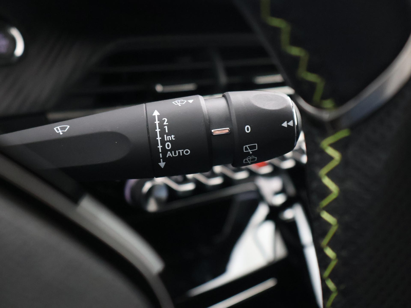 Peugeot e-2008 EV GT 50 kWh 3-FASE + ADAPTIVE CRUISE | PANORAMA | — photo 25