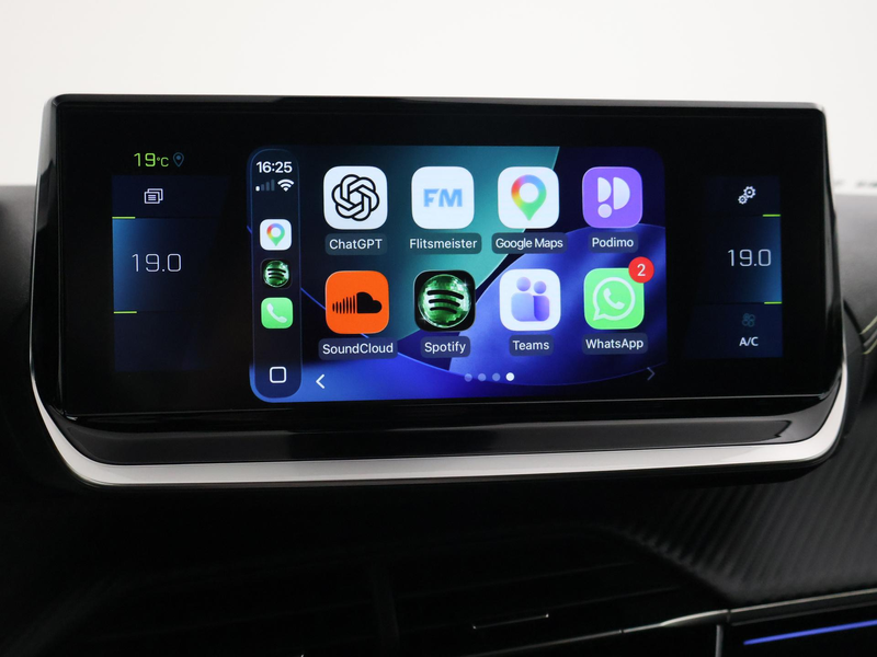Peugeot e-2008 EV GT 50 kWh 3-FASE + ADAPTIVE CRUISE | PANORAMA | — photo 38