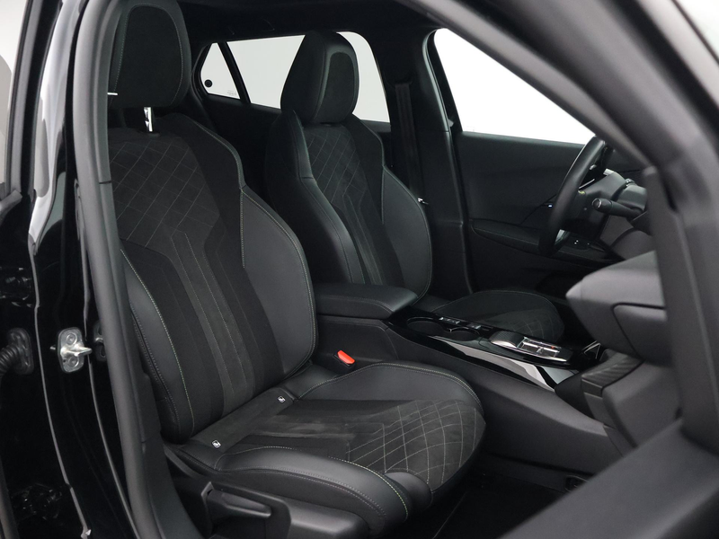 Peugeot e-2008 EV GT 50 kWh 3-FASE + ADAPTIVE CRUISE | PANORAMA | — photo 8