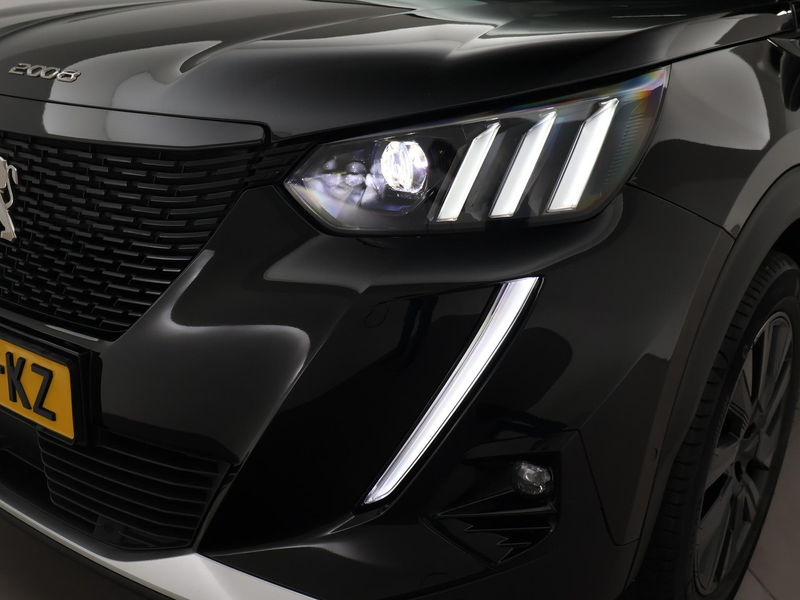 Peugeot e-2008 EV GT 50 kWh 3-FASE + ADAPTIVE CRUISE | PANORAMA | — photo 15