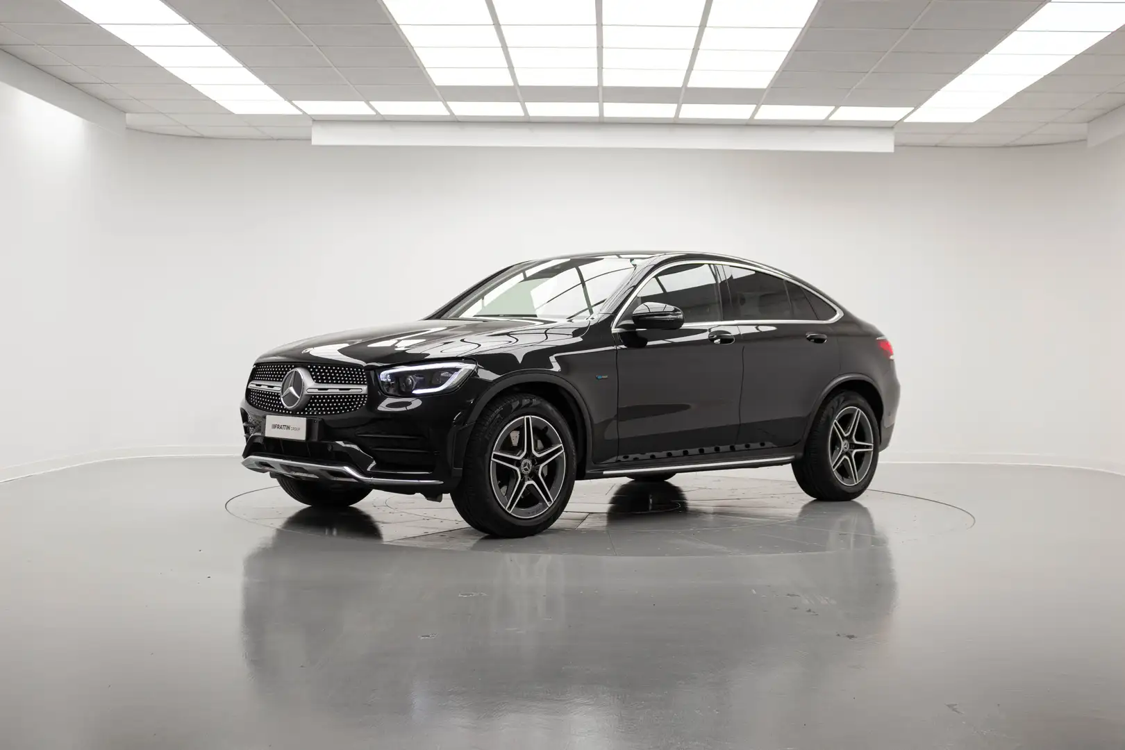 Mercedes-Benz GLC 300 300 e 4Matic Plug-in hybrid Premium Plus Nero - 1