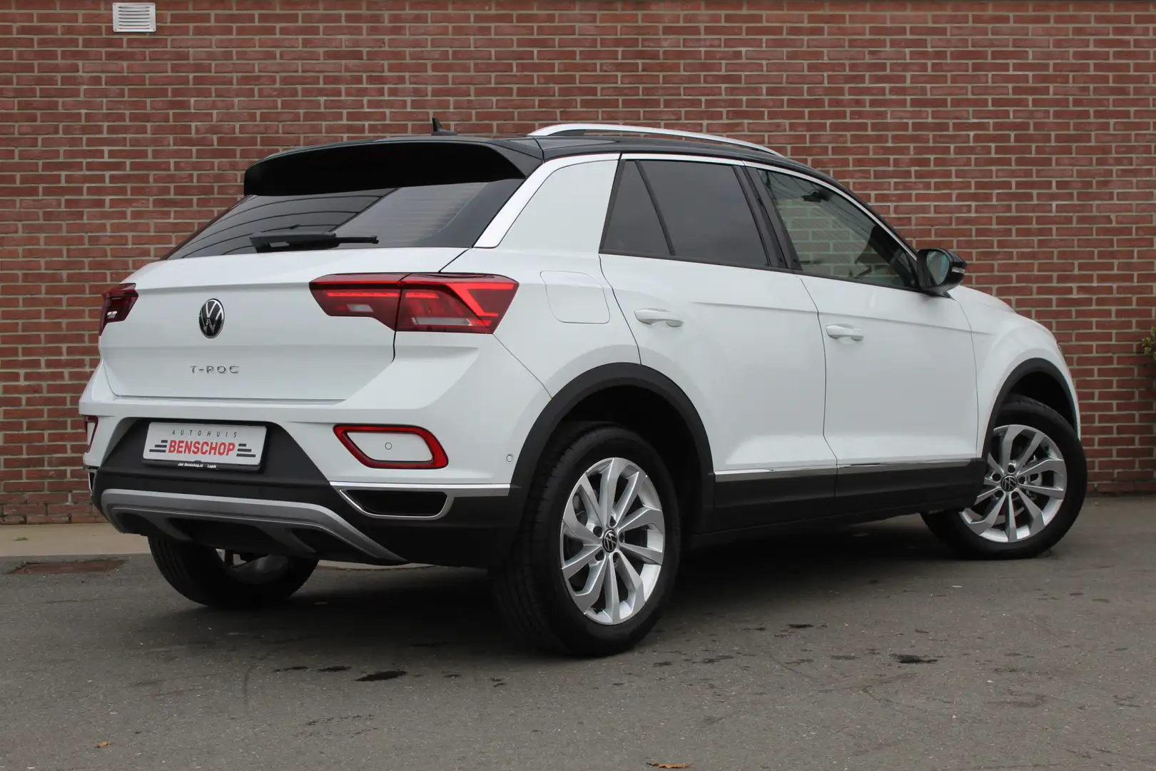 Volkswagen T-Roc 1.5 TSI 150PK DSG Style |IQ-LIGHT|ACC|17-INCH|CAME Bianco - 2