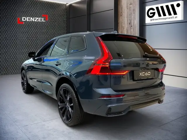 Volvo XC60 Black Edition Plus, T6 AWD Plug-in Hybrid, Elektrisch/Benzin Ansicht 3