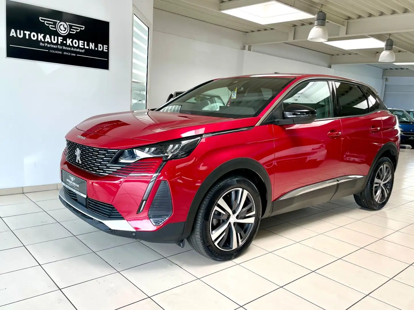 Peugeot 3008 1,2 12V e-THP PureTech Allure Pack Rot - 1