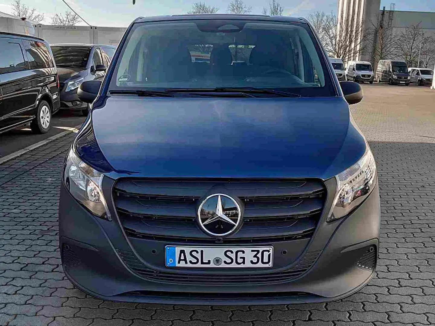 Mercedes-Benz Vito 116 CDI Mixtro PRO lang MBUX+RüKam+AHK+ Blau - 2