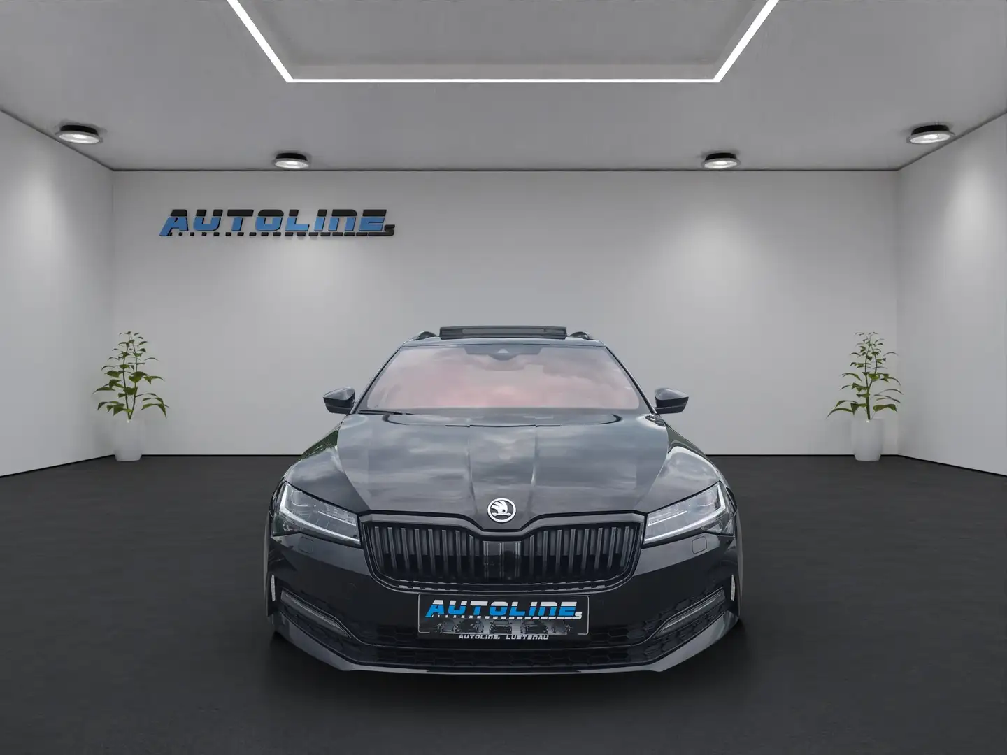 Skoda Superb Sportline 2.0 DSG *PANO* *LED* *MEMORY* *360* Zwart - 2