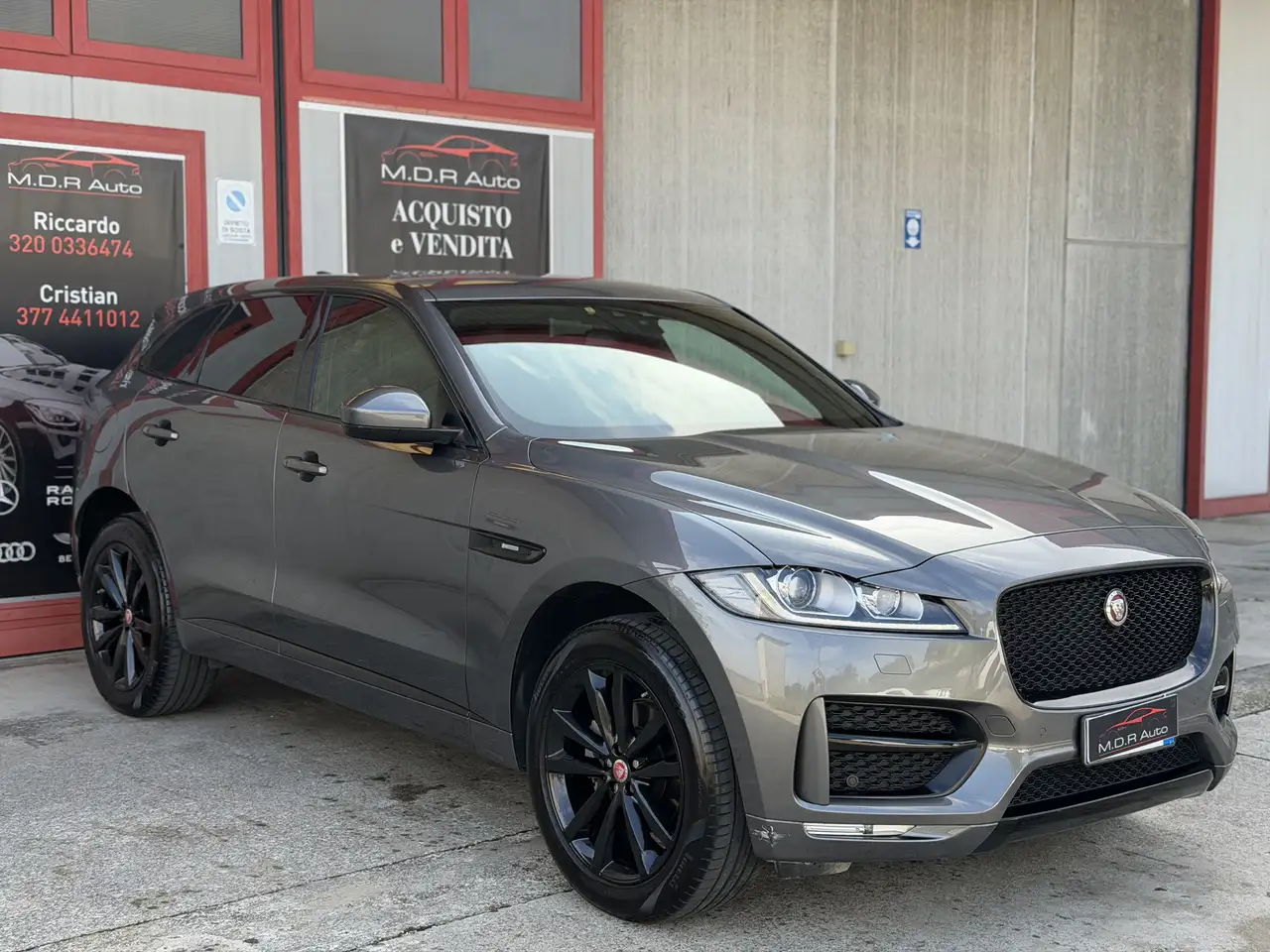 Jaguar F-Pace