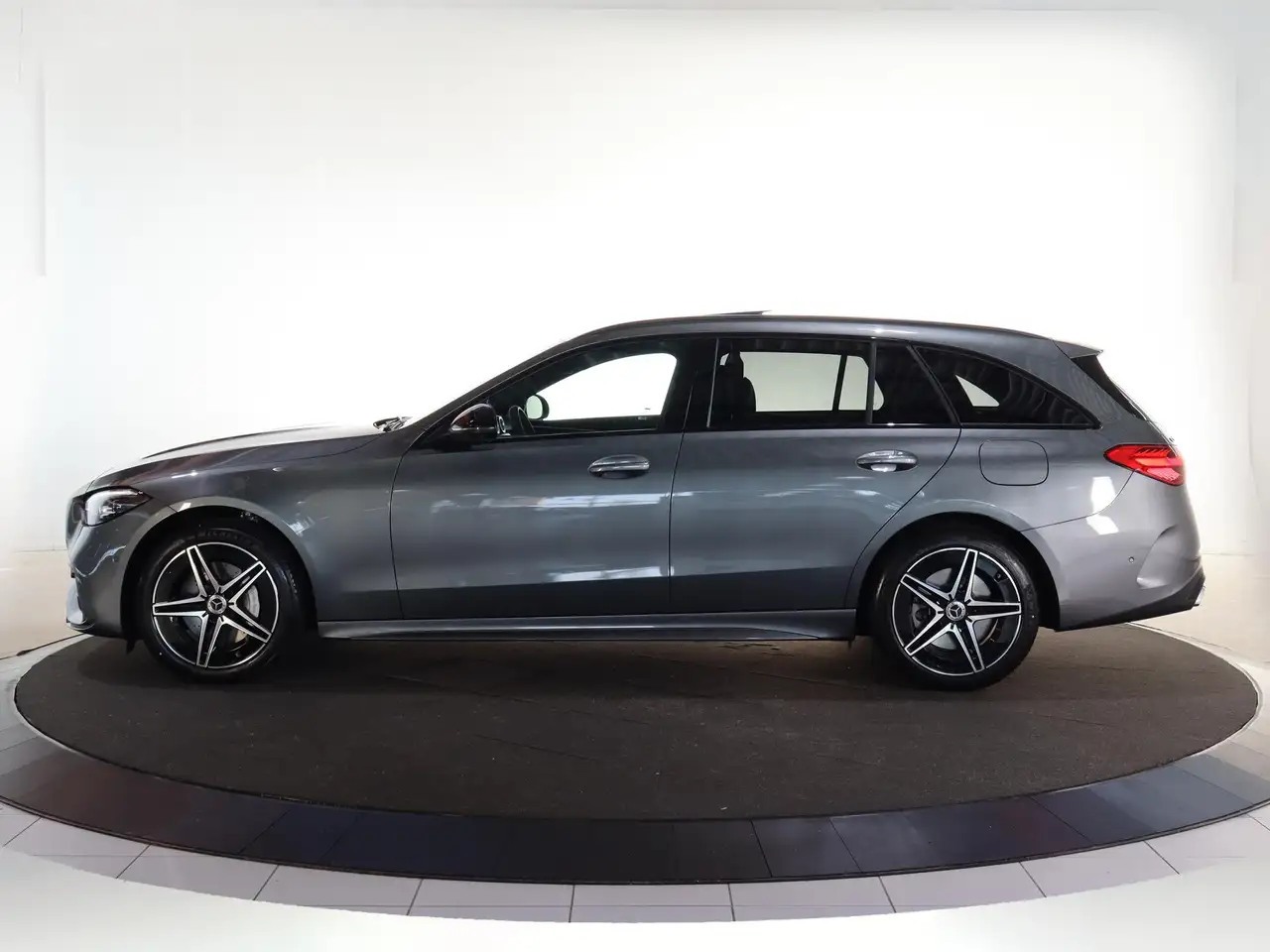 Mercedes-Benz C-Class 2026