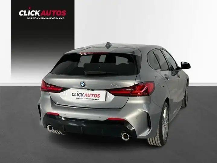 BMW Serie 1 2023, foto 4