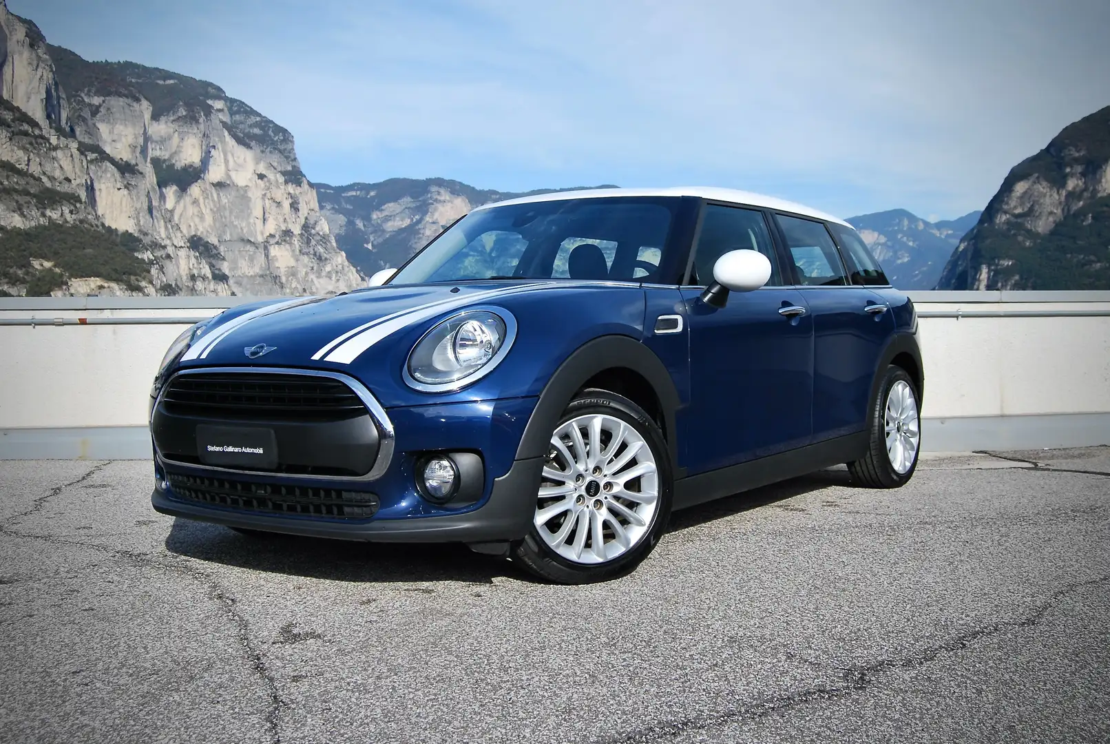 MINI One D Clubman 1.5 Hype Bleu - 1