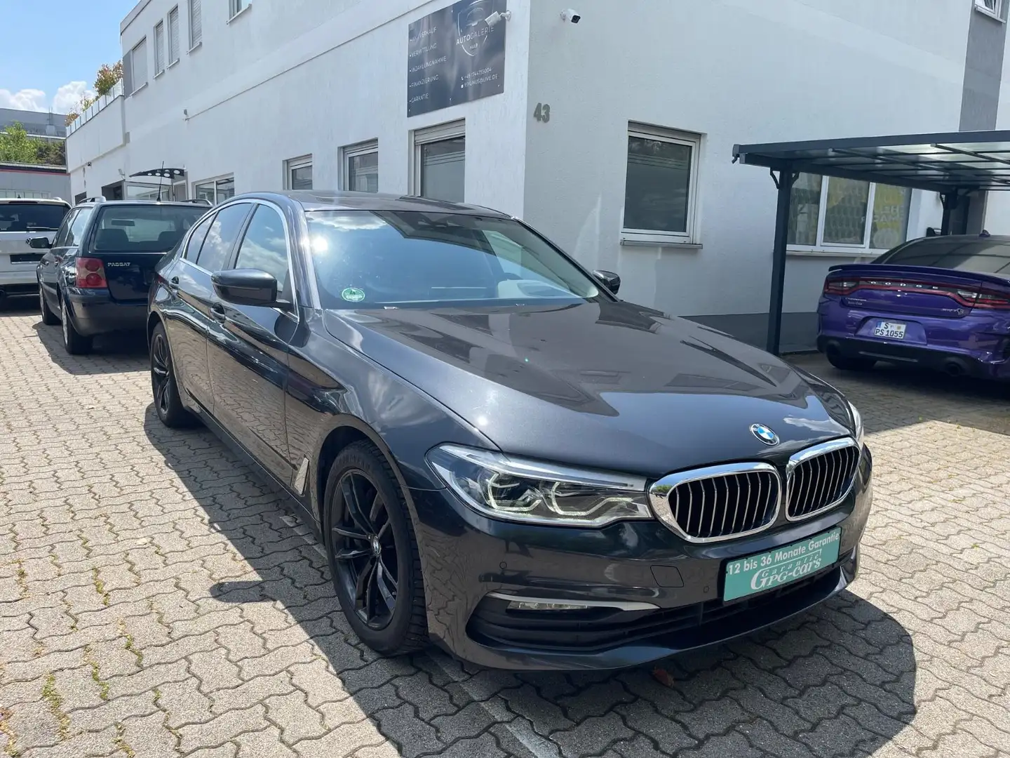 BMW 540 Baureihe 5 Lim. 540 d xDrive Gris - 1