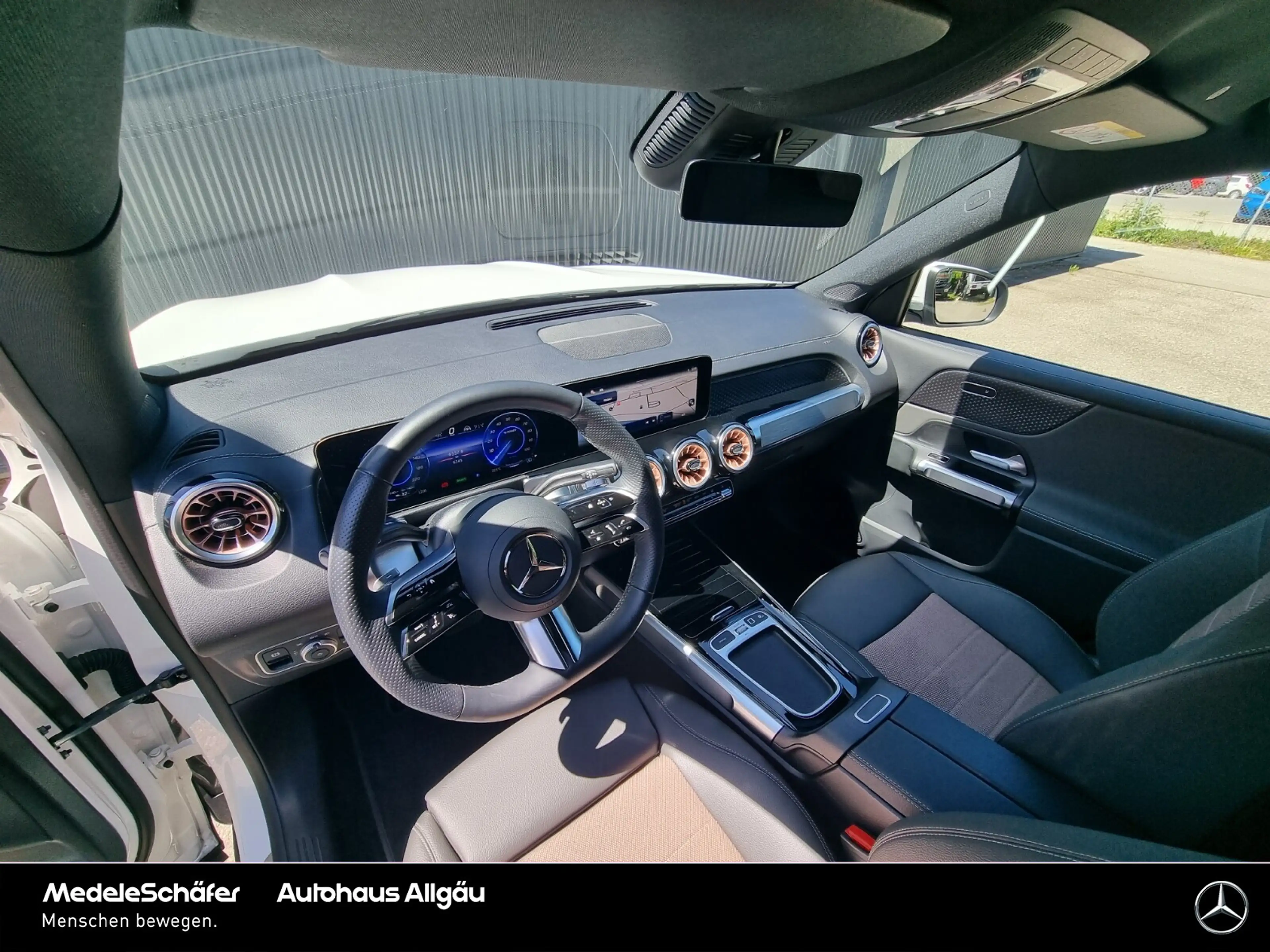 Mercedes-Benz EQB 300 EQB 300 4M ElectricART Fahr-Assi 360° KeylessGO — photo 11
