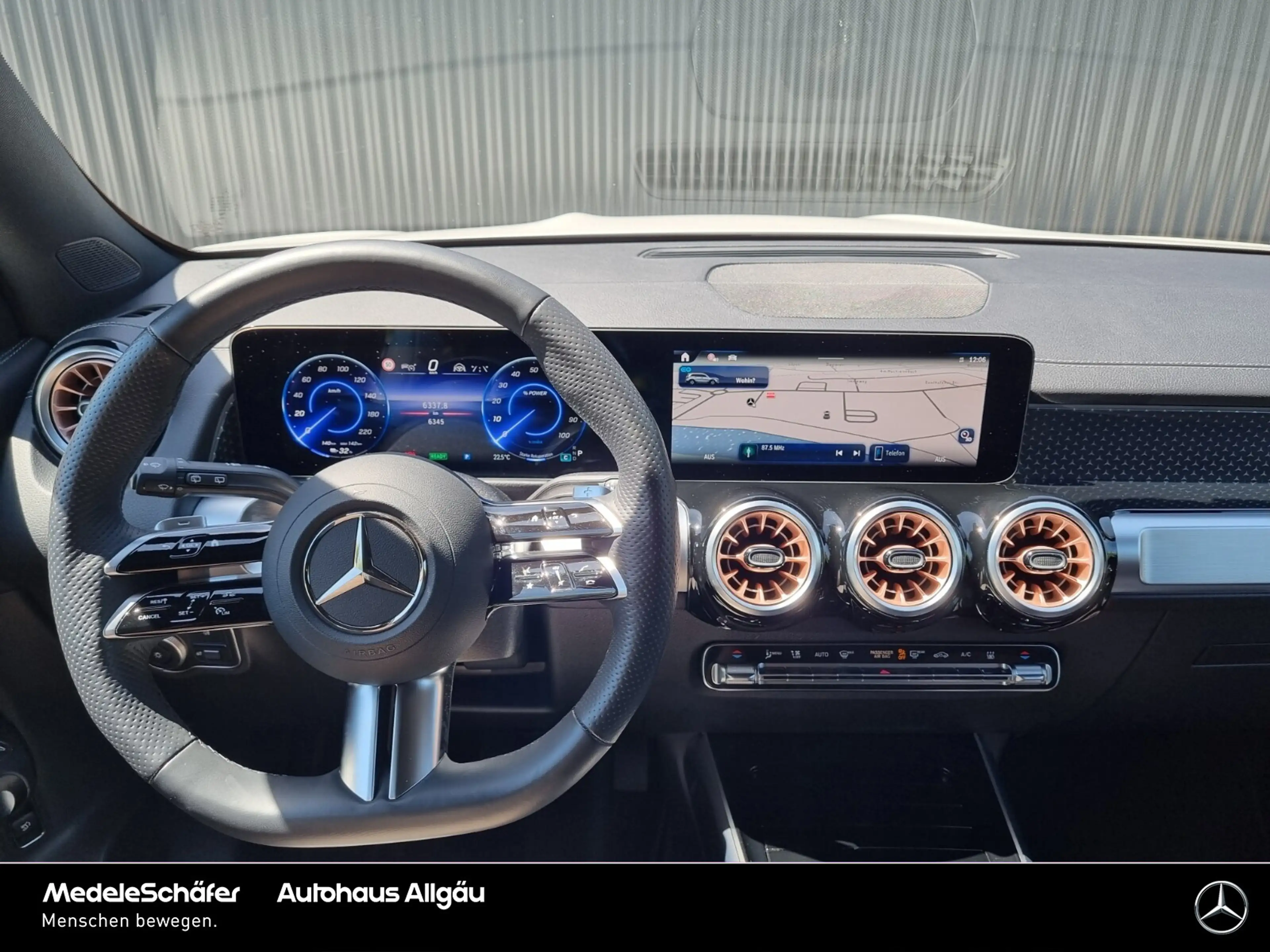 Mercedes-Benz EQB 300 EQB 300 4M ElectricART Fahr-Assi 360° KeylessGO — photo 13