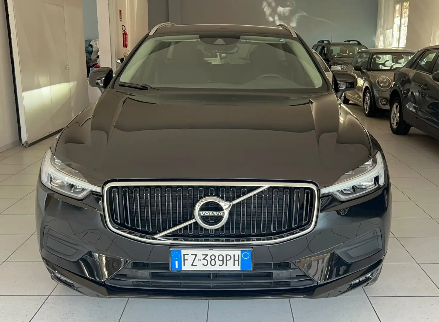 Volvo XC60 2.0 B4 190CV AWD auto my20 Noir - 2
