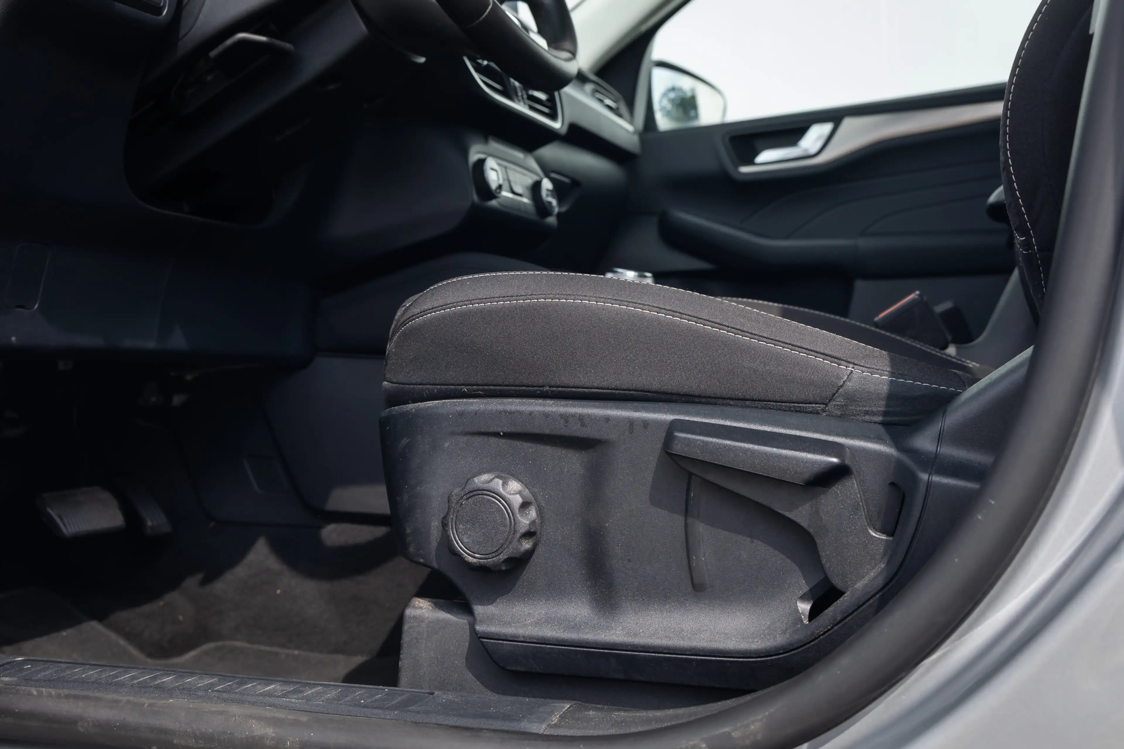 Ford Kuga 2.5 PHEV Titanium camera | klimaat control | pdc | — photo 11