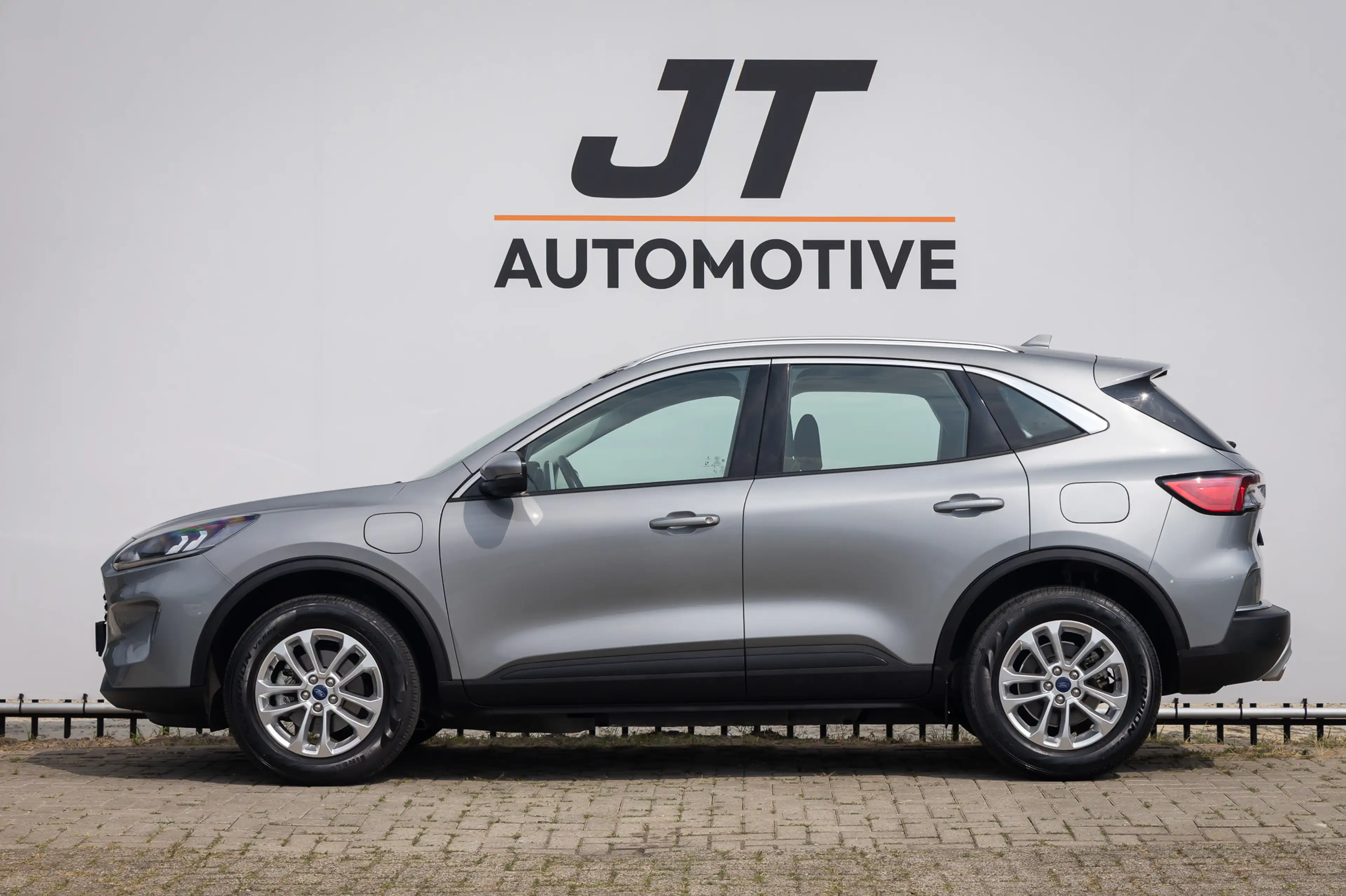 Ford Kuga 2.5 PHEV Titanium camera | klimaat control | pdc | — photo 2