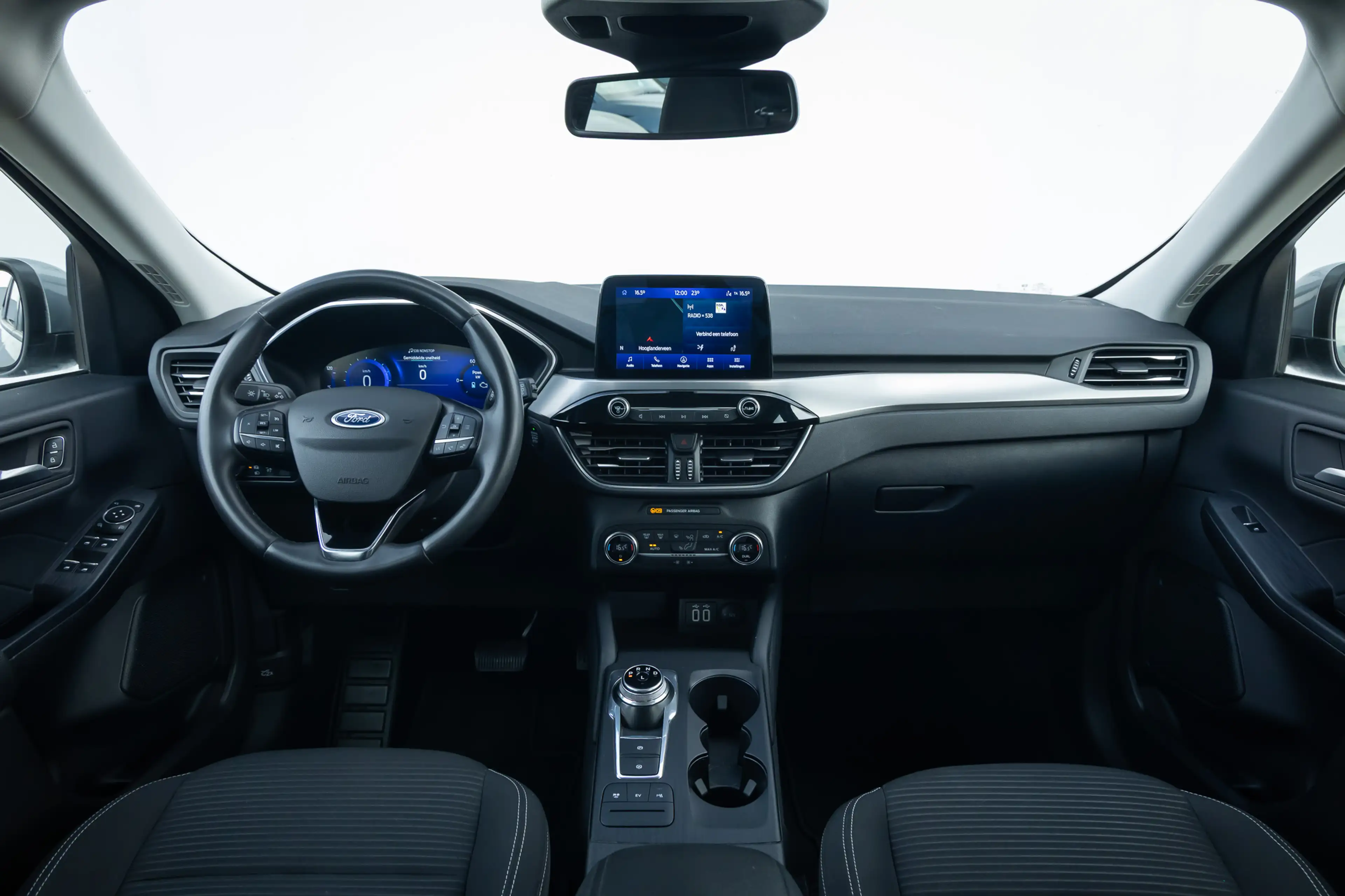 Ford Kuga 2.5 PHEV Titanium camera | klimaat control | pdc | — photo 3