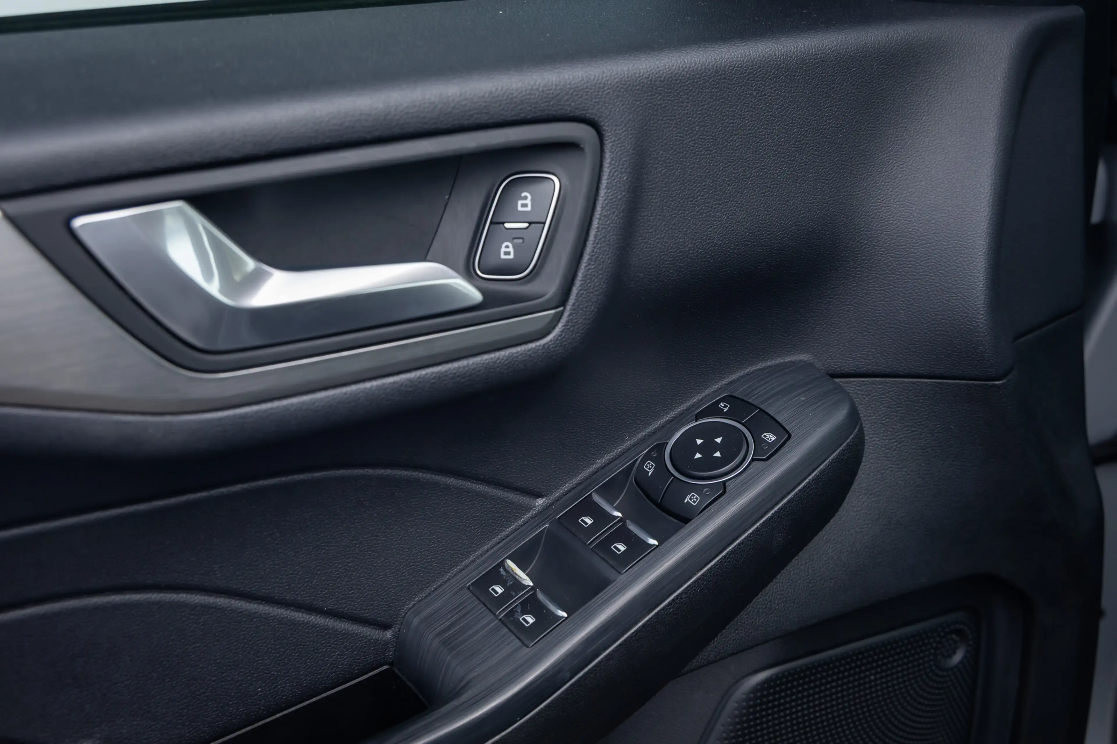 Ford Kuga 2.5 PHEV Titanium camera | klimaat control | pdc | — photo 13