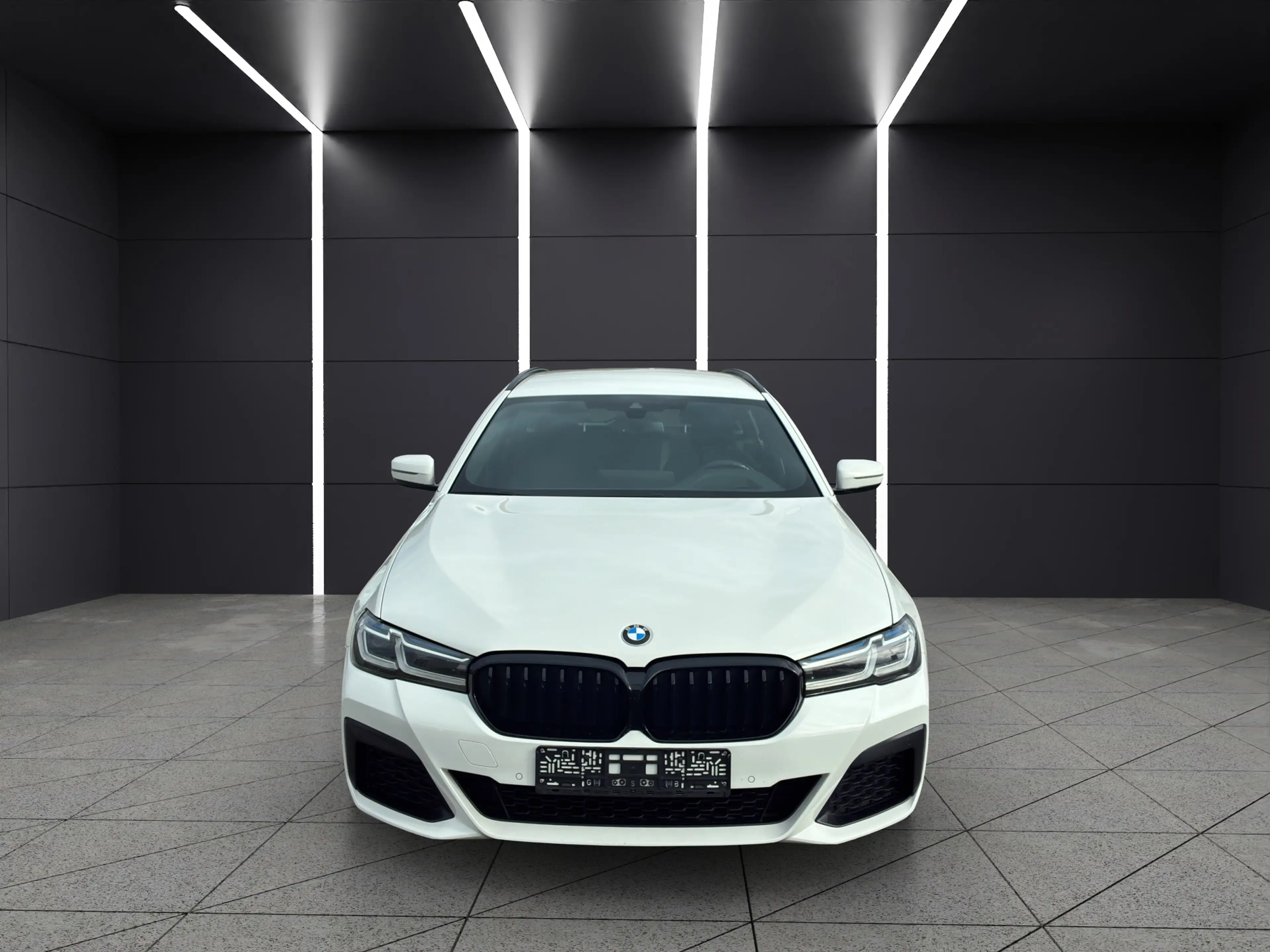BMW 530 d Mild Hybrid M Sport (EURO 6d) — photo 2