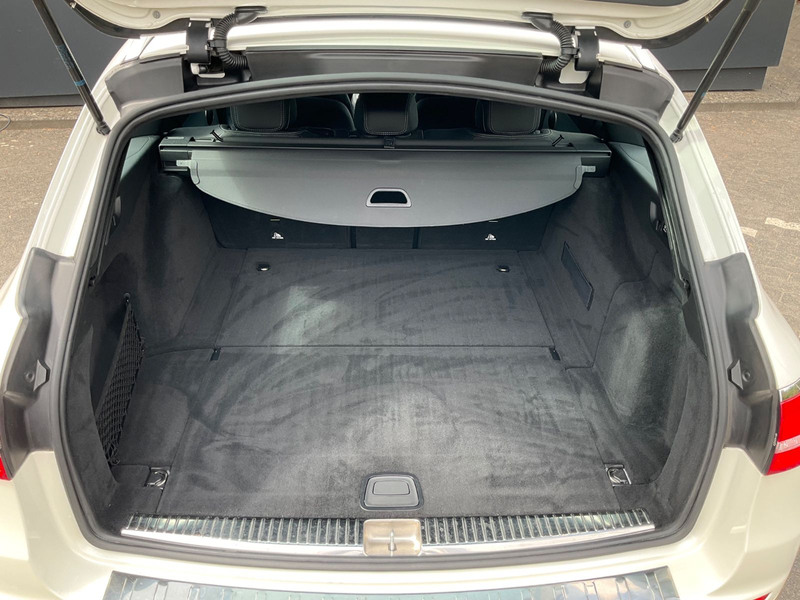 Mercedes-Benz E 300 d T Avantgarde/Widescreen/Multibeam/AHK — photo 15