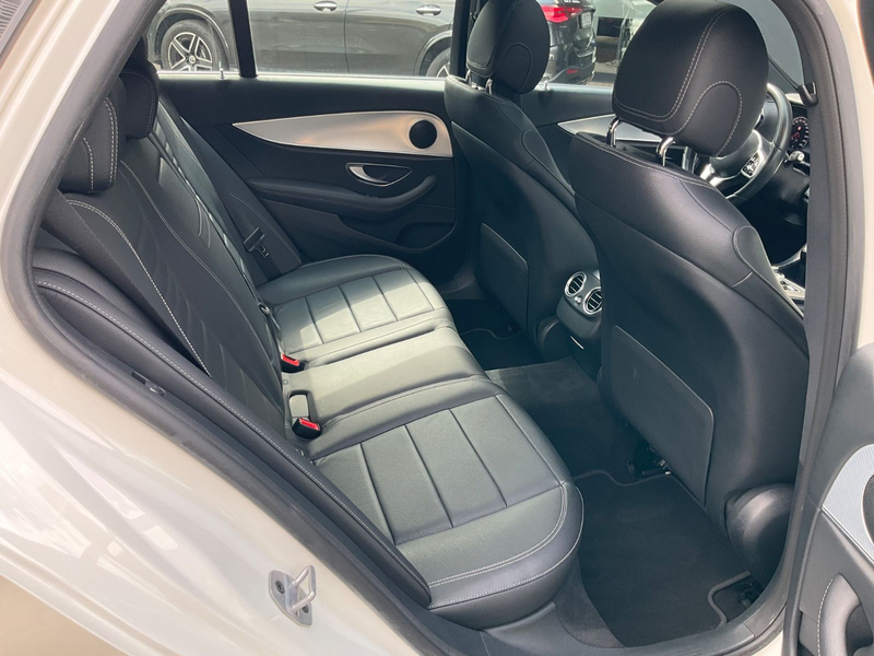 Mercedes-Benz E 300 d T Avantgarde/Widescreen/Multibeam/AHK — photo 12