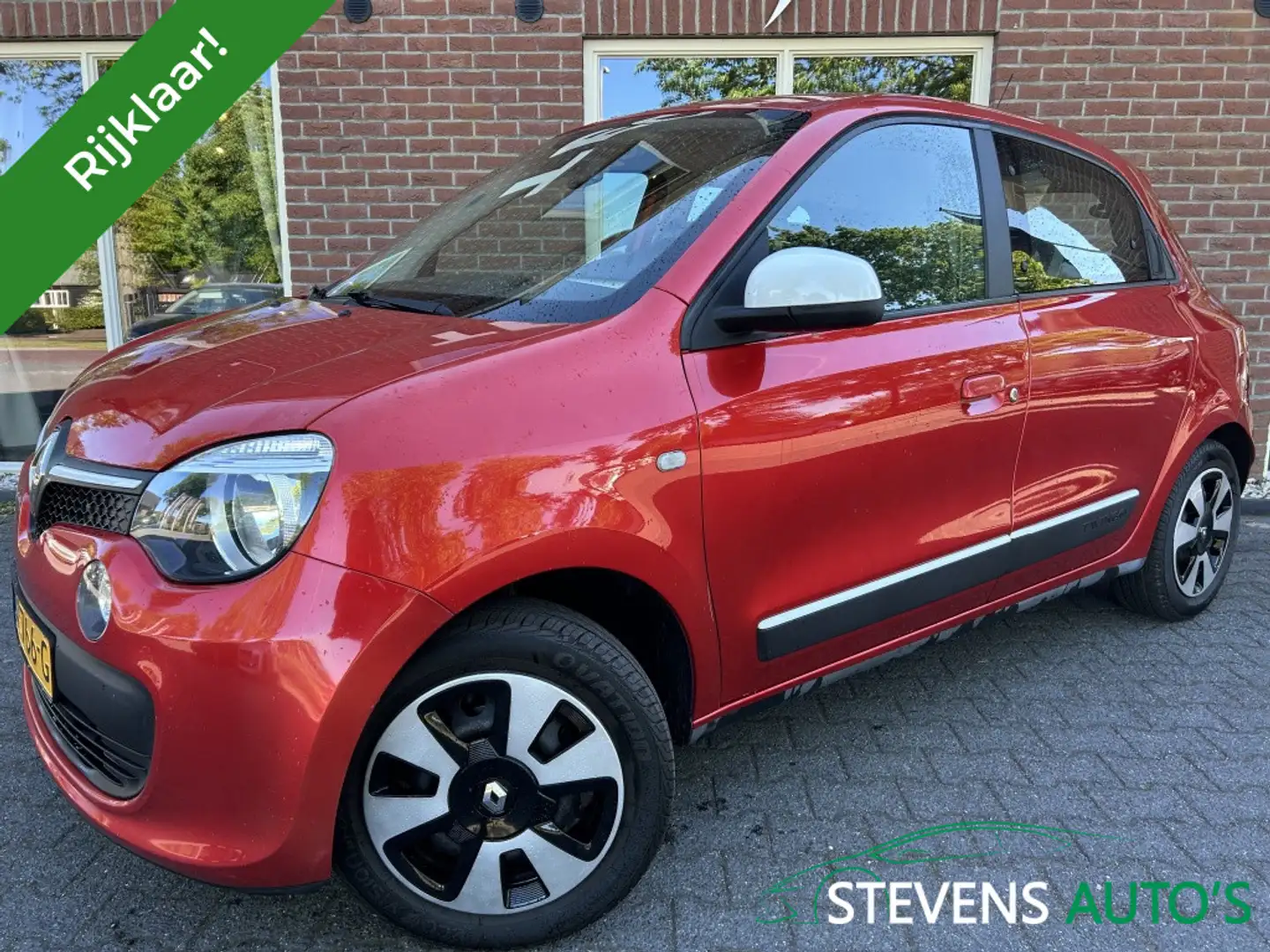 Renault Twingo 1.0 SCe Collection NIEUWE APK / AIRCO / RIJDT GOED Rosso - 1