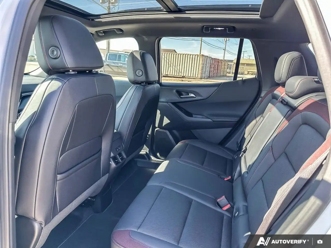 Chevrolet Equinox снимка Chevrolet Equinox