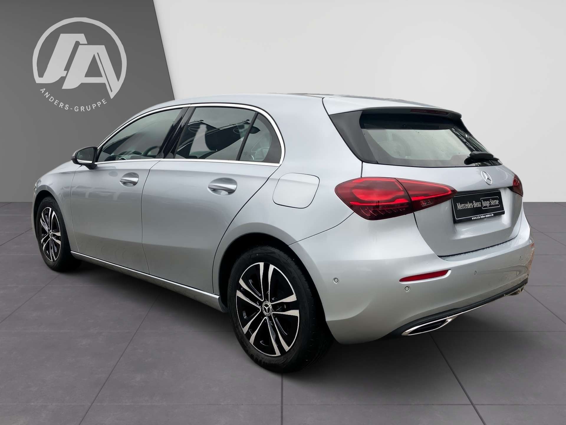 Mercedes-Benz A 180