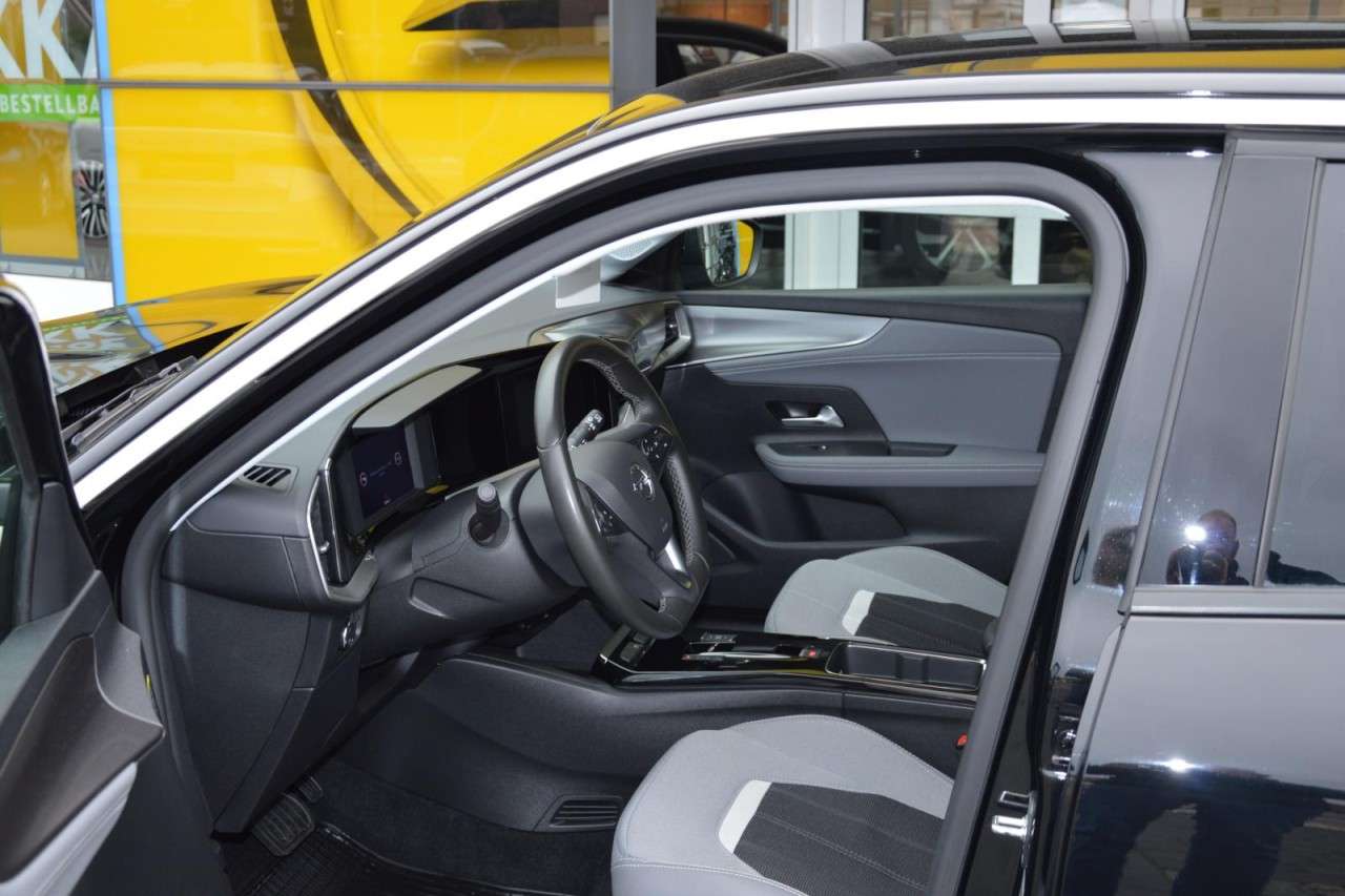 Opel Mokka E