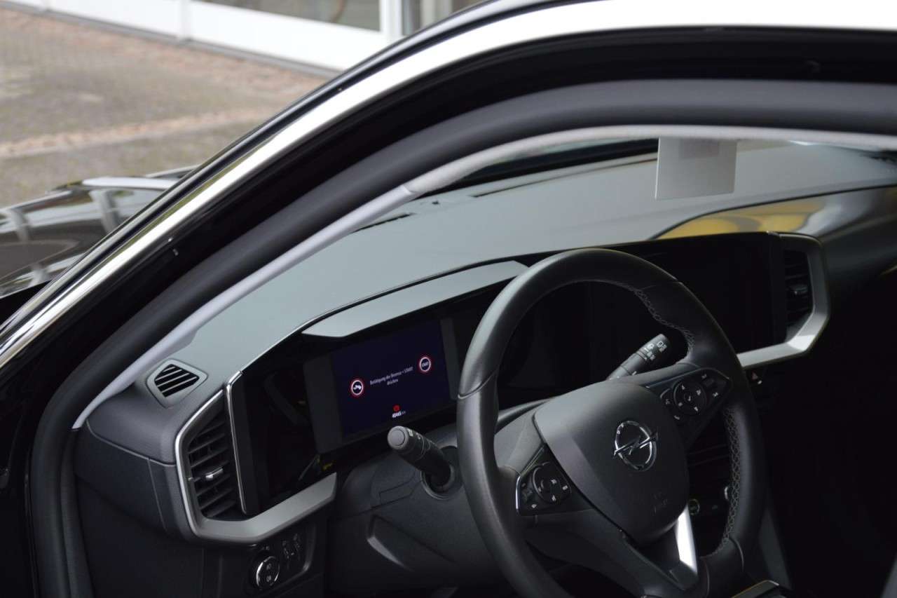 Opel Mokka E